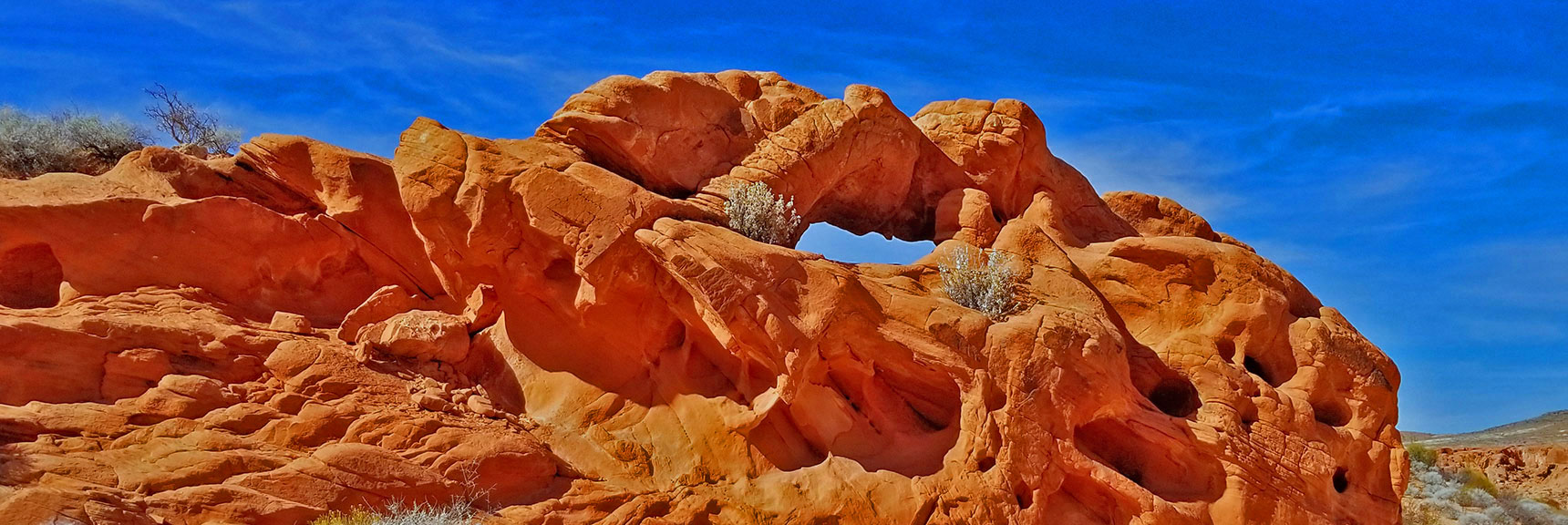 Natural Arches Trail | Valley of Fire State Park, Nevada