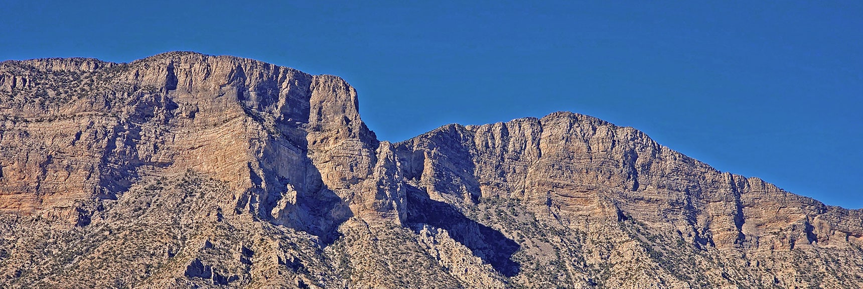 El Padre Mt (Left) La Madre Mt (Right) with "The Notch" Southern Passage Between | Turtlehead Peak | Red Rock Canyon National Conservation Area, Nevada
