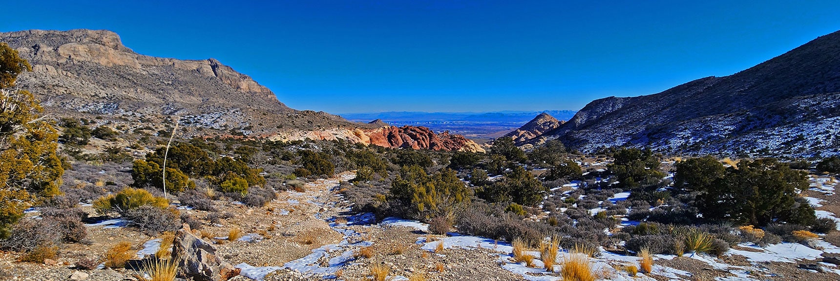 At the Cliff Barrier, Angle Left Up Ridge to Connect with the Brownstone Trail! | 3 Basin Circuit | Calico Basin, Brownstone Basin, Red Rock Canyon, Nevada
