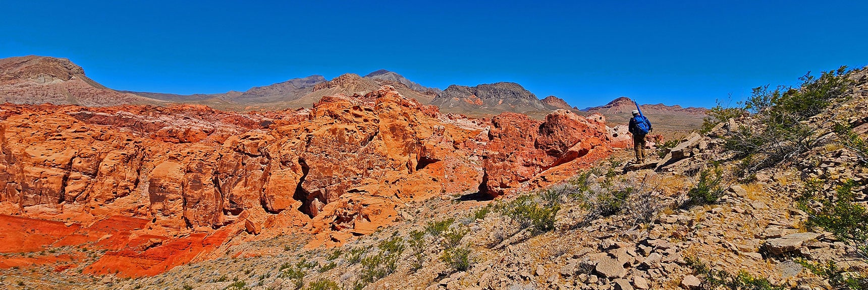 Entrance Point to Northern Bowl Cliffs Ahead on Right. | Northern Bowl of Fire Detailed View | Lake Mead National Recreation Area, Nevada