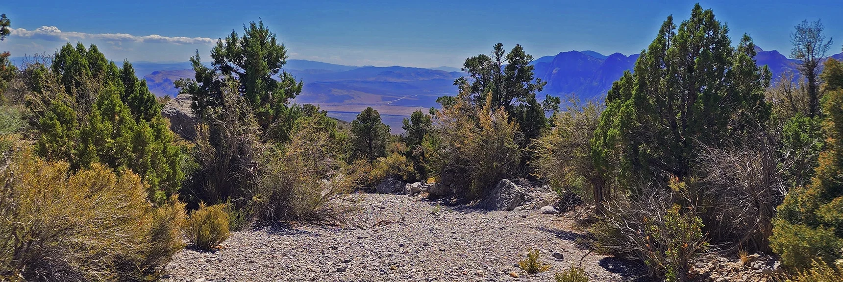 Continuing to Descend in the Wash. Wide Open, Easy Descent | Kyle Canyon Grand Crossing | Southern Half | Red Rock Canyon National Conservation Area, Nevada