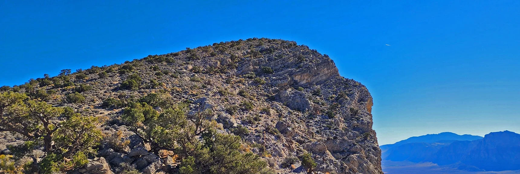 Stick to Higher Area of Cliff Edge at this Point. | Turtlehead Peak | Red Rock Canyon National Conservation Area, Nevada