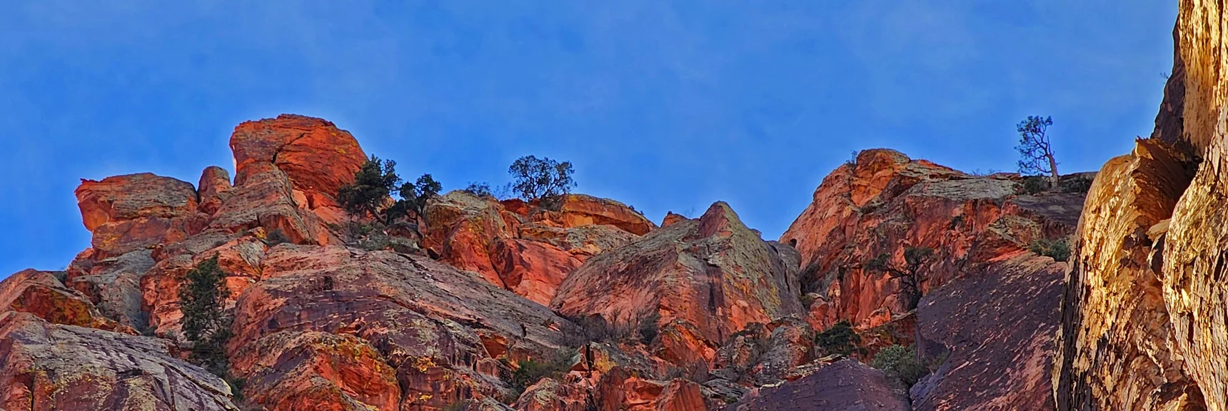 Rainbow Mountain's Summit | Rainbow Mountain Eastern Cliffs Rock Climbers | Rainbow Mountain Wilderness, Nevada
