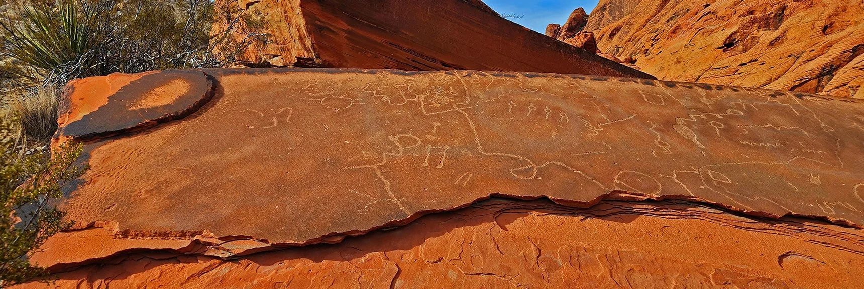A Huge Area of This Slab Broke Off, Most Petroglyphs Here Lost | Grand Circle Loop | Red Rock Canyon National Conservation Area, Nevada