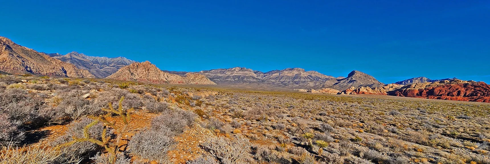 Heading Toward White Rock Mountain and Keystone Thrust Cliffs | Grand Circle Loop | Red Rock Canyon National Conservation Area, Nevada
