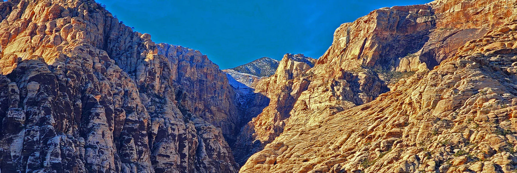 Upper Ice Box Canyon: Bridge Mountain (Left), Buffalo Wall (Right) North Peak (Above) | Grand Circle Loop | Red Rock Canyon National Conservation Area, Nevada