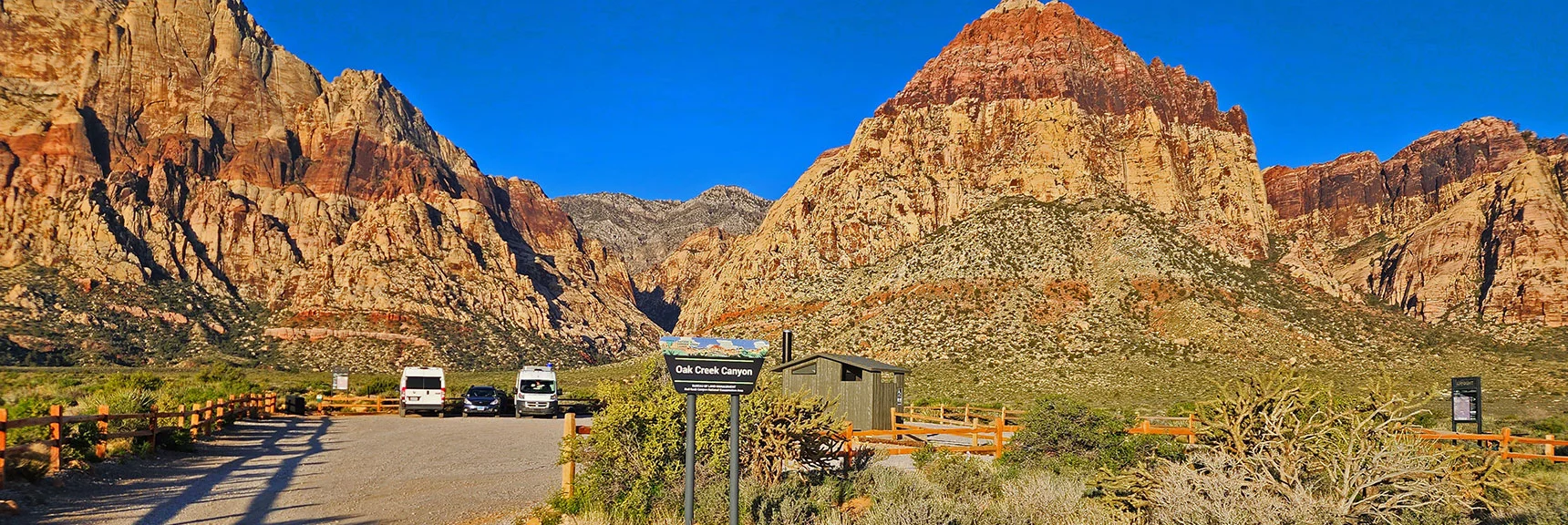 Approaching Oak Creek Canyon Trailhead, Still 1/2 Mile to Knoll Trailhead | Knoll Trail | Red Rock Canyon National Conservation Area, Nevada | David Smith | LasVegasAreaTrails.com