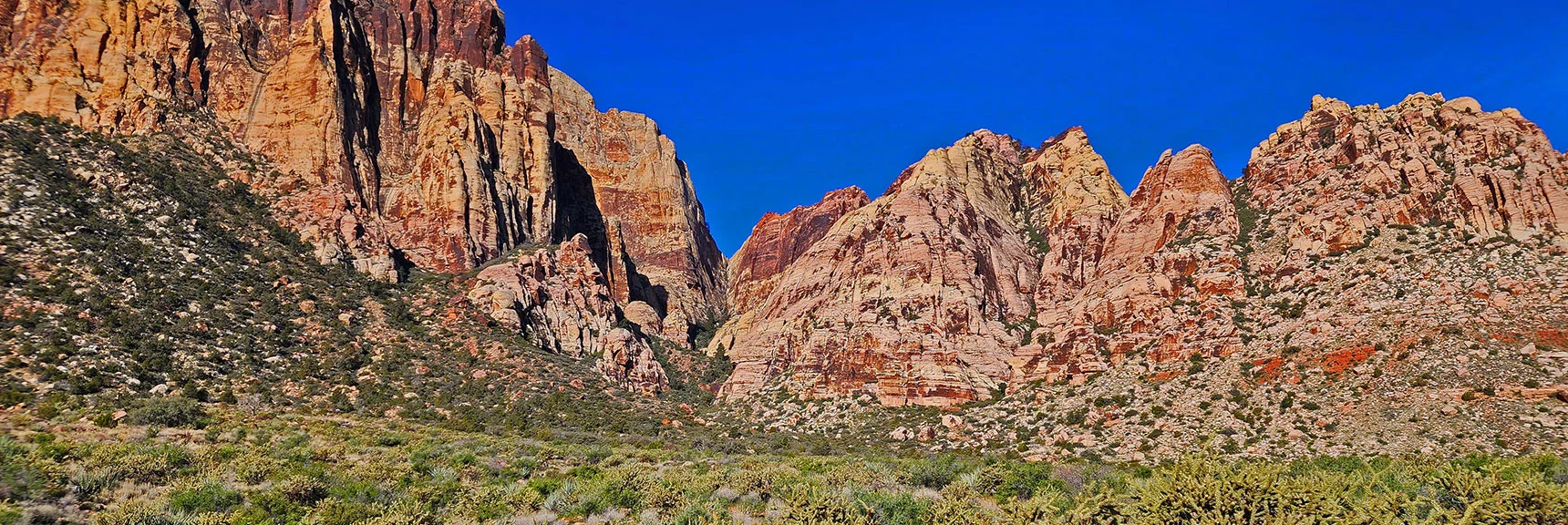 Juniper Canyon Opening Between Rainbow Mt (left) and Juniper Peak (right) | Arnight Trail | Red Rock Canyon, Nevada | David Smith | LasVegasAreaTrails.com