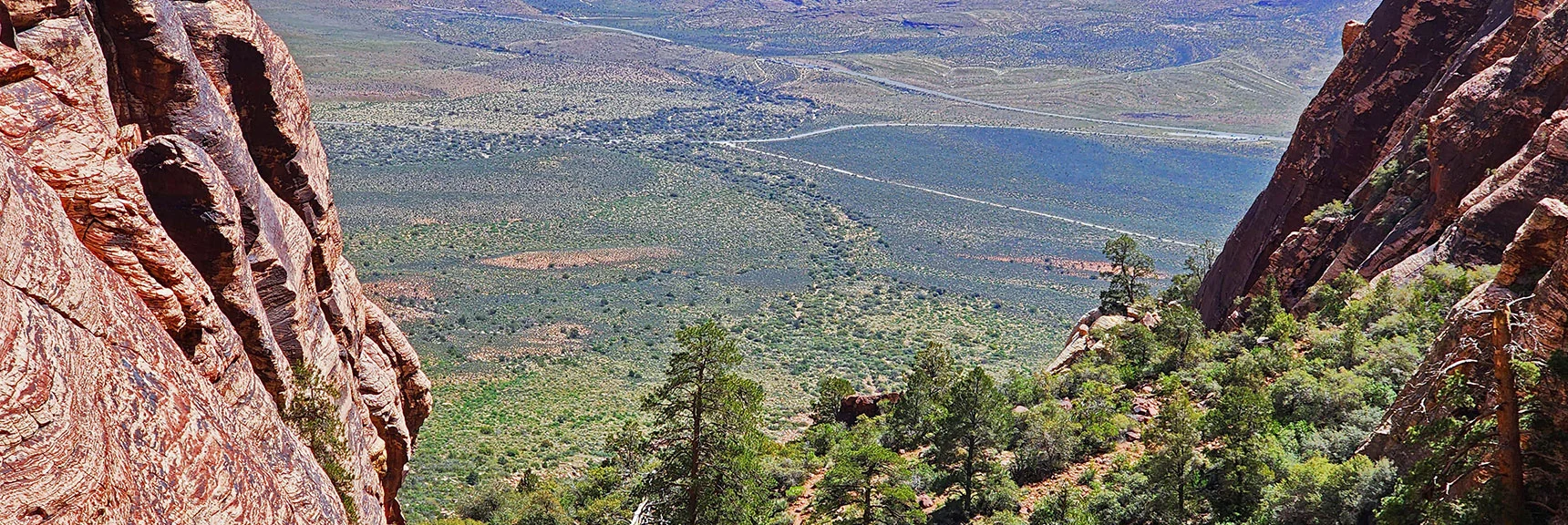 Note Adventure Start Point Where Scenic Drive Meets Oak Creek Canyon Road | Juniper Canyon | Red Rock Canyon National Conservation Area, Nevada | David Smith | LasVegasAreaTrails.com