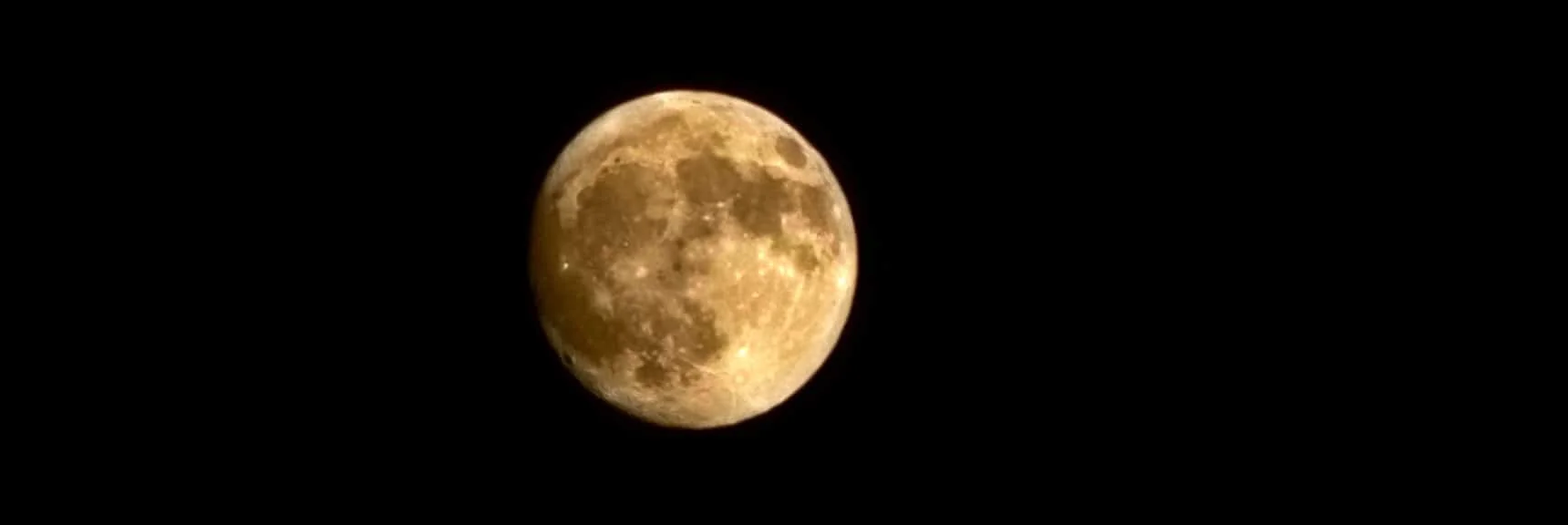 Zoom in on Full Moon, Now Commanding the Early Night Sky Above Start/End Point. | Wilson Ridge to Harris Mountain | Lovell Canyon, Nevada