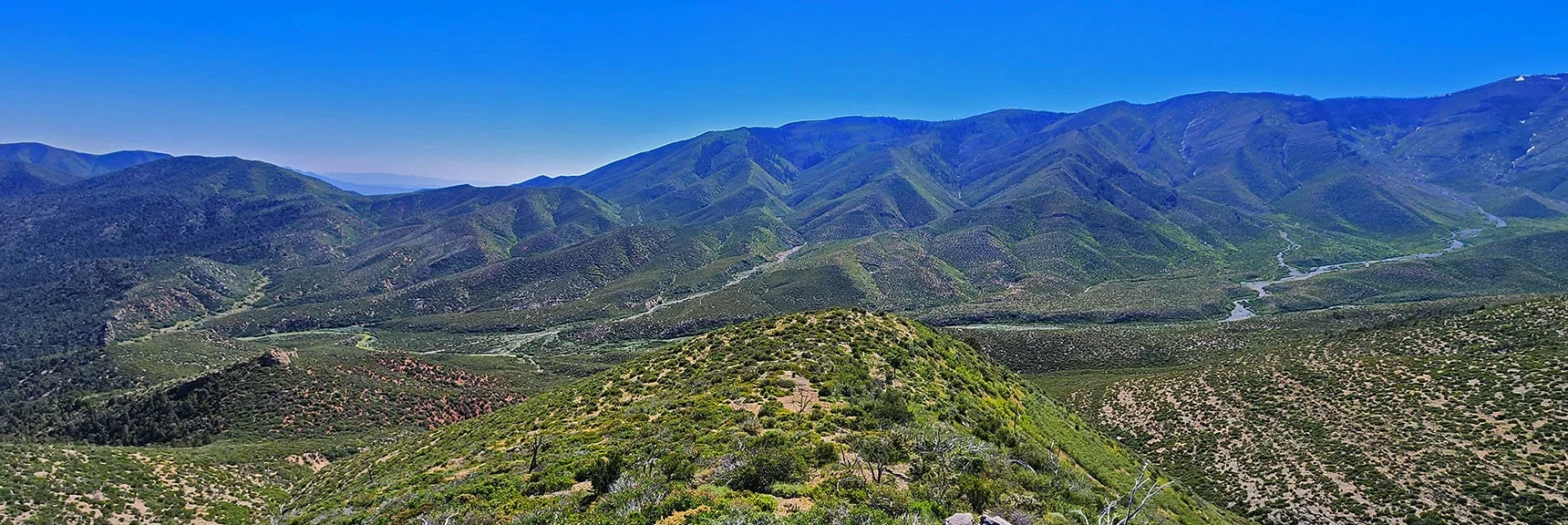 Gradual South Descent Ridge Takes a Plunge into Lovell Canyon. | Wilson Ridge Lovell Canyon Loop | Lovell Canyon, Nevada