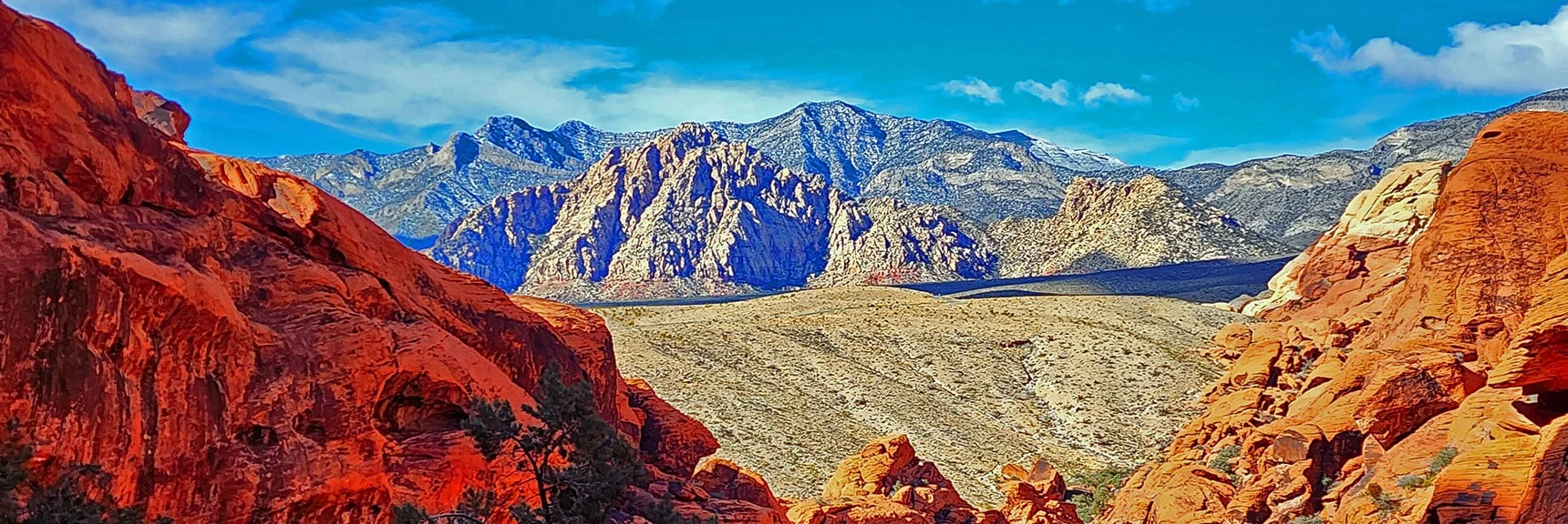 Larger View of White Rock Mountain. Wilson & La Madre Ridgelines in Background | Lower Calico Hills Loop | Calico Basin & Red Rock Canyon, Nevada