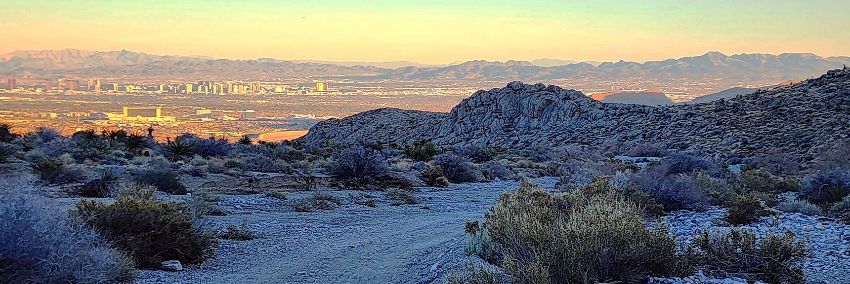Continue to Base of Ridge on Right, Then Circle Right Back to Calico Basin | 3 Basin Circuit | Calico Basin, Brownstone Basin, Red Rock Canyon, Nevada