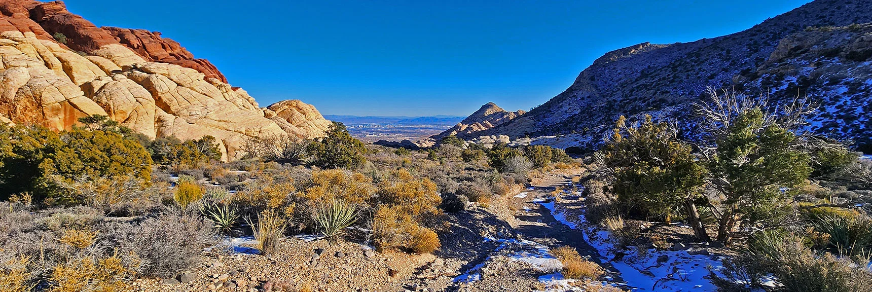 Continuing Down the Brownstone Basin Trail. | 3 Basin Circuit | Calico Basin, Brownstone Basin, Red Rock Canyon, Nevada