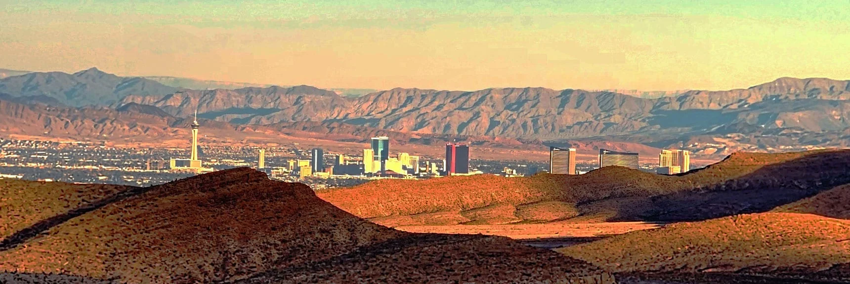 Evening View of the Las Vegas Strip. | Upper Calico Hills Loop | Calico Basin and Red Rock Canyon, Nevada