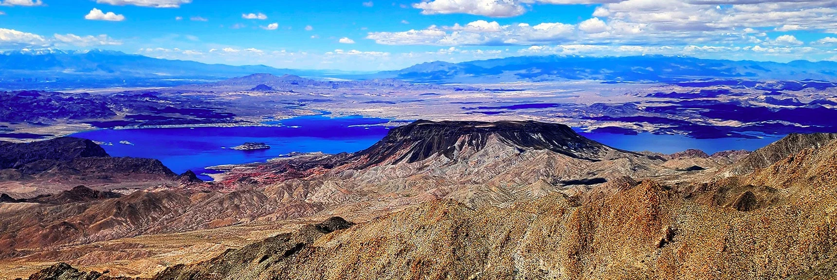 Fortification Hill Center. Mid Lake Mead Background. | Wilson Summit, Arizona (near Lake Mead NRA)