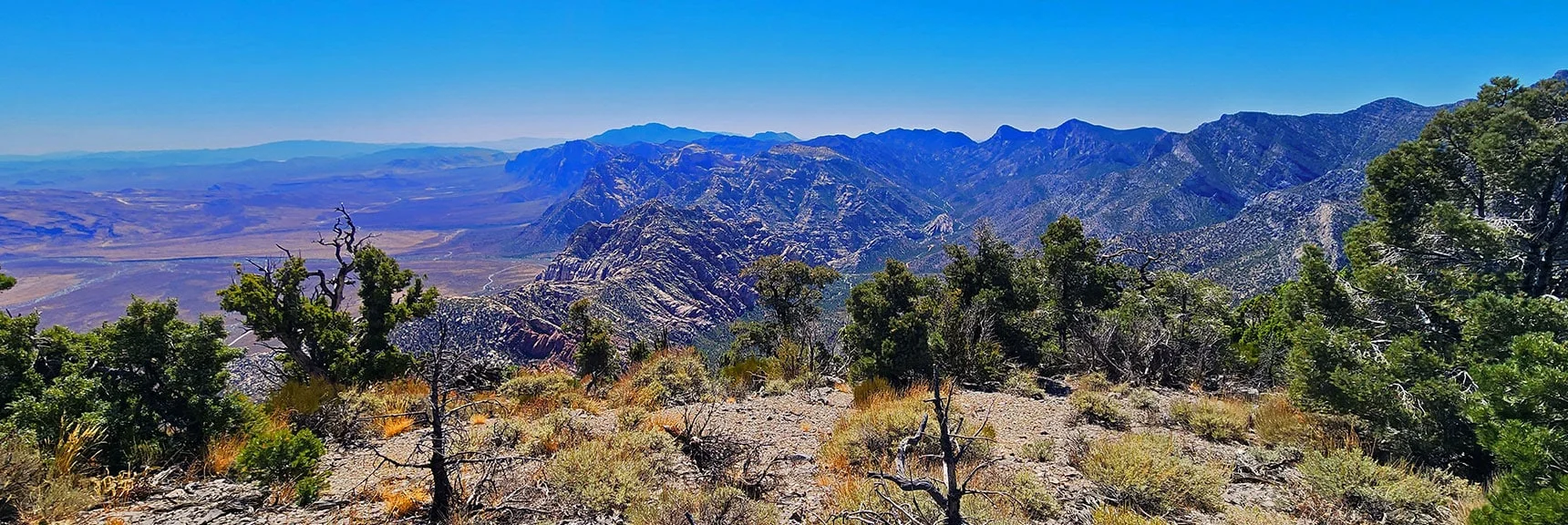 Descending Ridgeline Toward La Madre Springs. | La Madre Ridgeline Grand Crossing | La Madre Mountains Wilderness and Red Rock Canyon NCA, Nevada