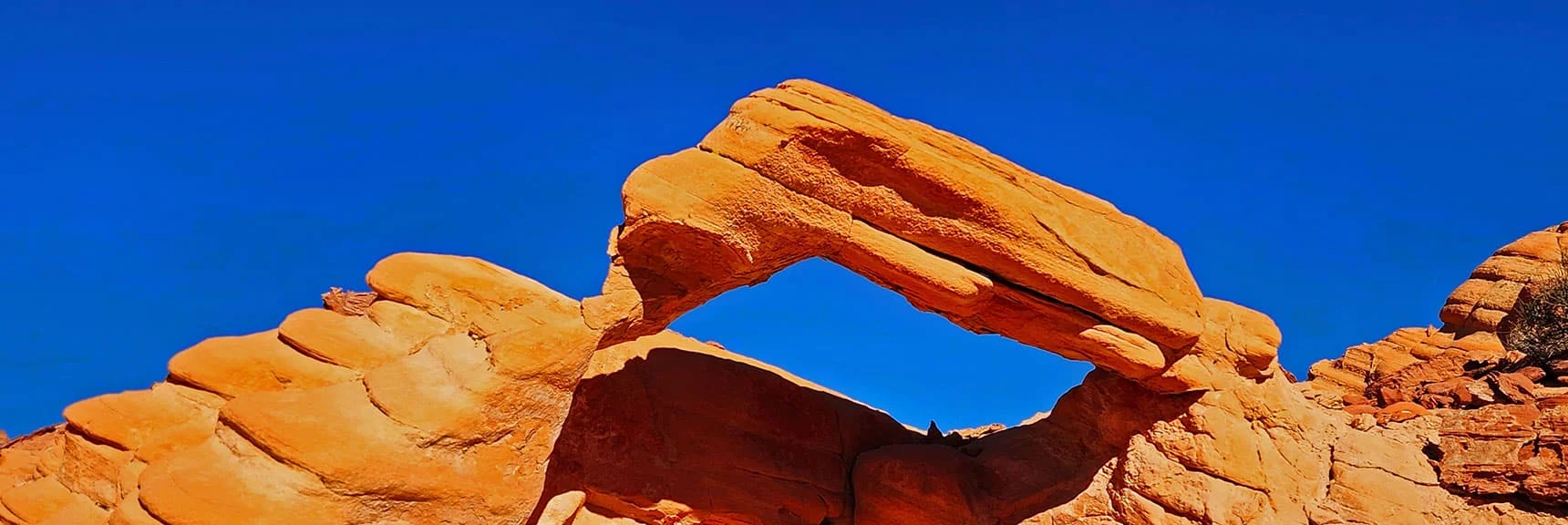 Arch on Ridge Above Horse Collar Area | Bowl of Fire SE Detailed | Lake Mead NRA, Nevada