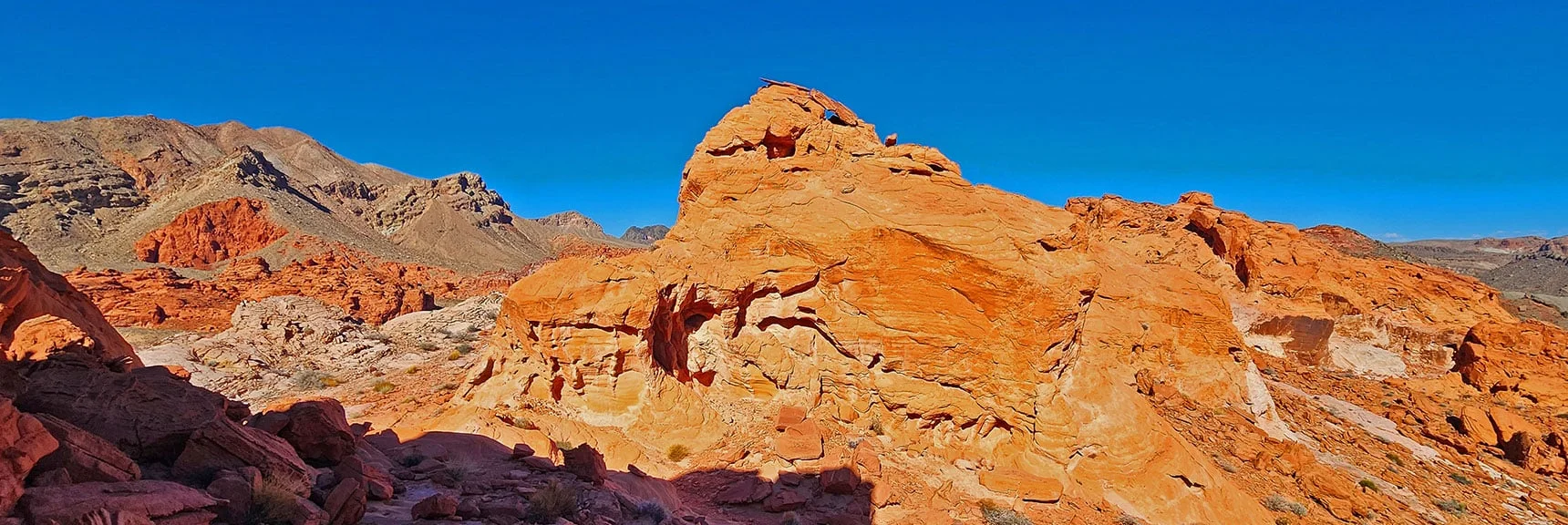 View to High Point Between SE Bowl and Muddy Mts. on Left | Bowl of Fire SE Detailed | Lake Mead NRA, Nevada