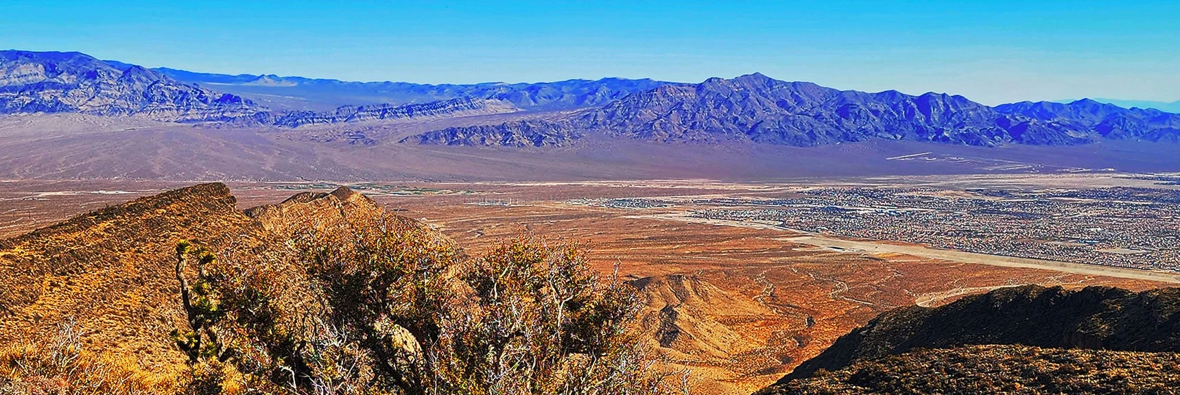 Fossil Ridge (left), Gass Peak with Clark County Gun Range (right) | Harris Springs Canyon Ridgeline | La Madre Mountains Wilderness, Nevada