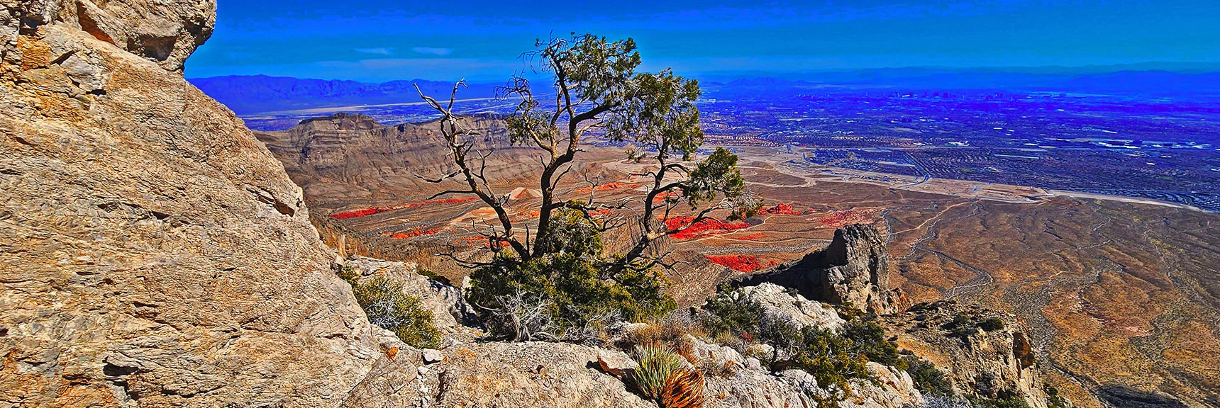 Vegas Valley Viewed While Rounding SE Edge of Damsel Peak | Damsel Peak End-To-End | Brownstone Basin, Nevada