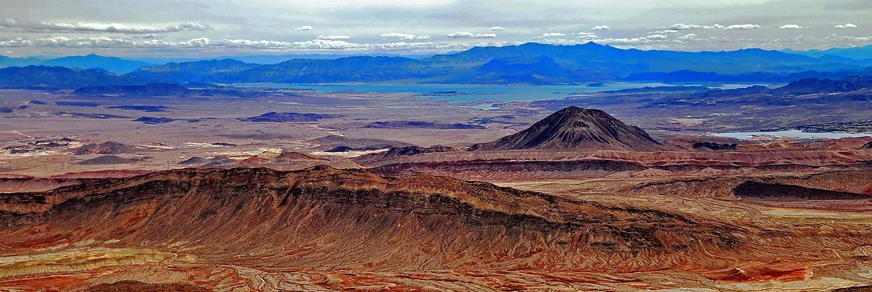 Zoom in on Lave Butte, Lake Mead and Arizona Mt. Wilson, Distant Horizon High Point | Frenchman Mt East Approach Loop | Near Lake Mead National Recreation Area, Nevada