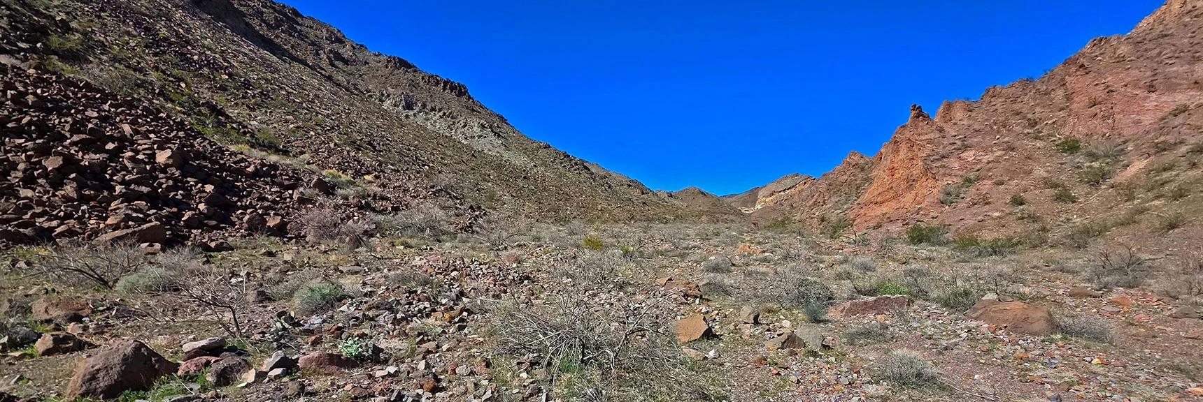 Continue Up Exit Wash Toward Mohave Overlook: Upper Wash Right Side. | Lonesome Wash Upper Entrance | Eldorado Wilderness, Nevada